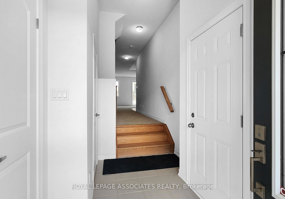 2019-verne-bowen-street-oshawa-ontario-e12426484