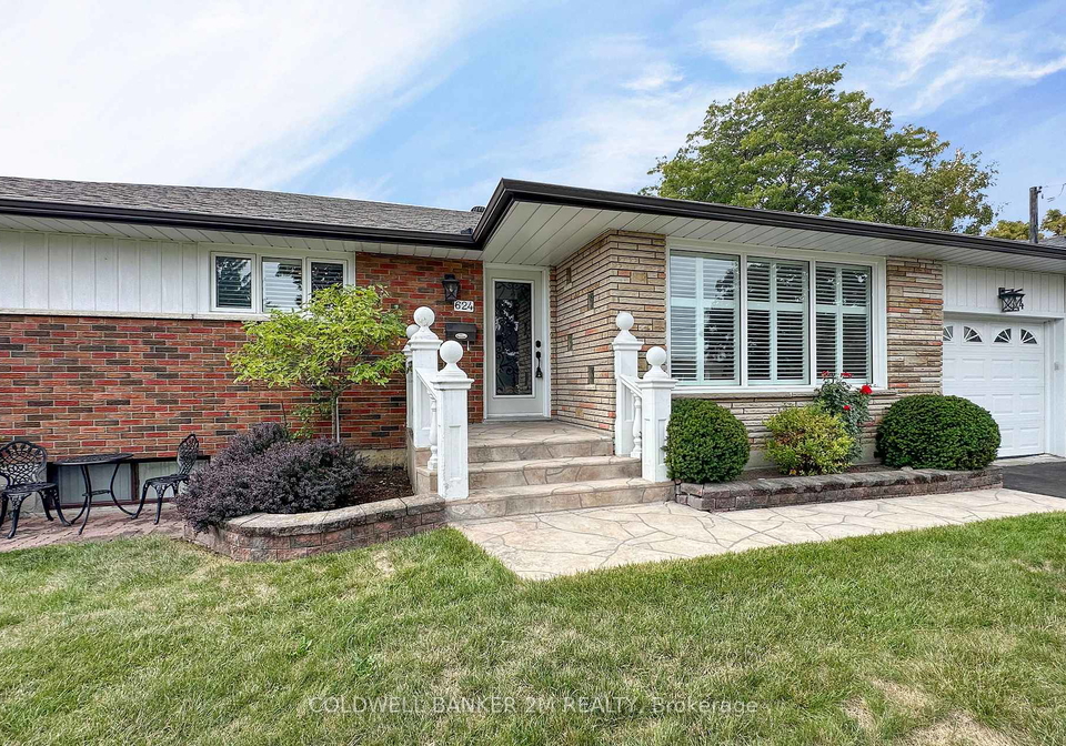 624-gibbons-street-oshawa-ontario-e12426613