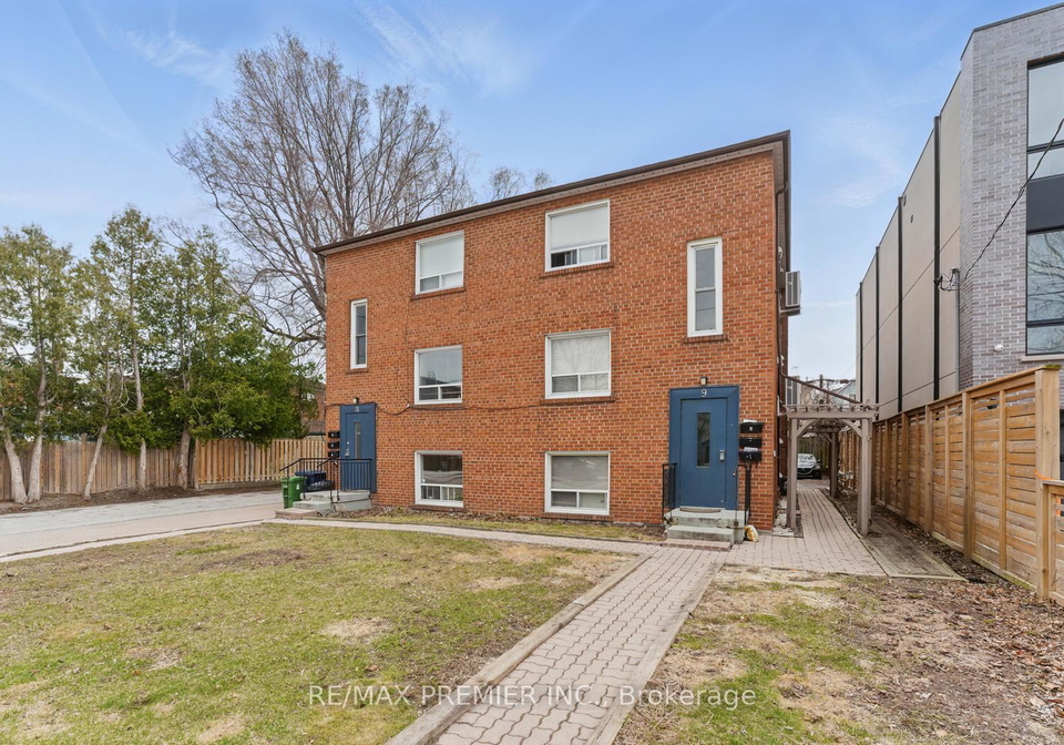 9-bracebridge-avenue-east-york-ontario-e12427282