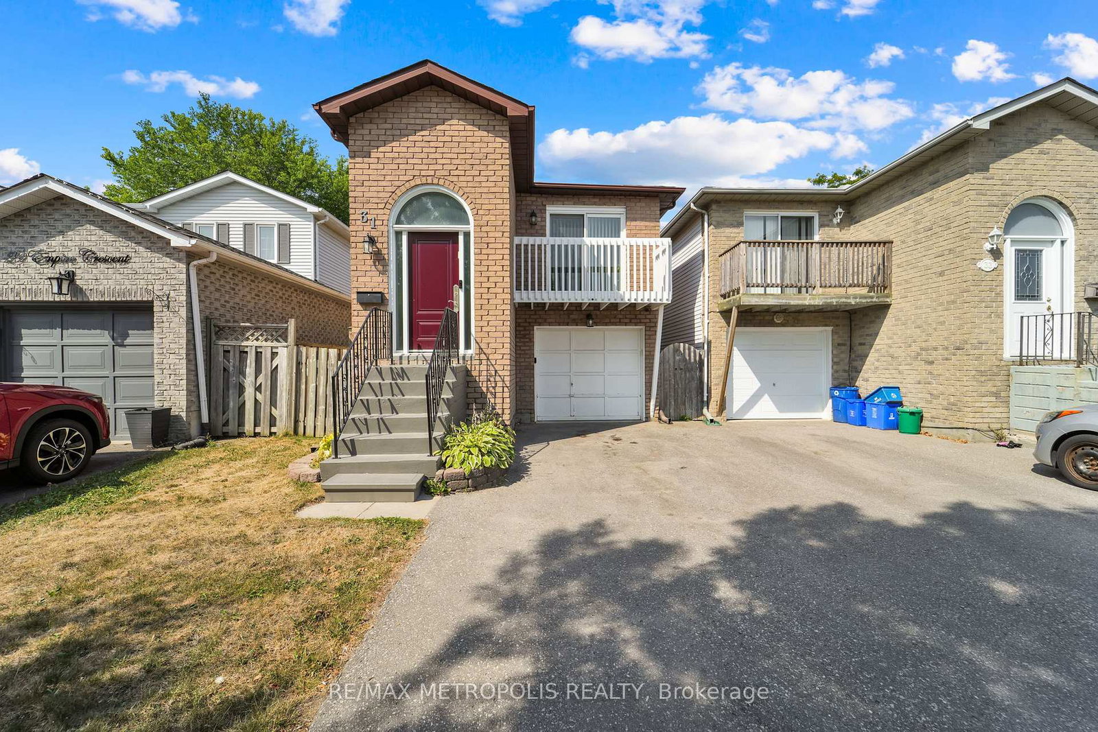 31-empire-crescent-clarington-ontario-e12427679