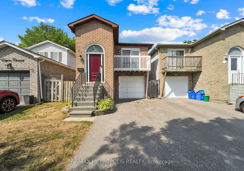 31-empire-crescent-clarington-ontario-e12427679