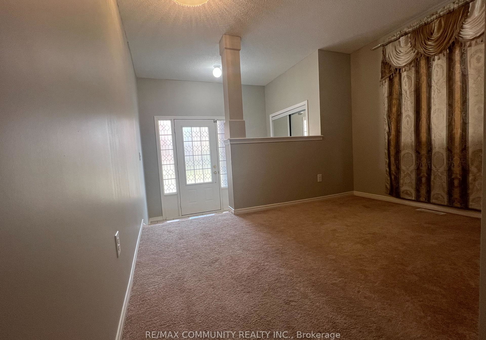 12-mortlock-street-ajax-ontario-e12427717