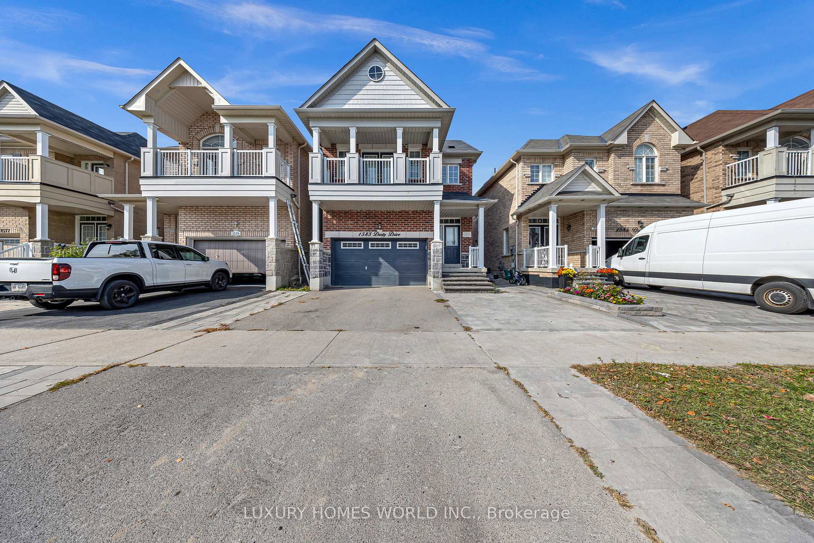 1583-dusty-drive-pickering-ontario-e12427775