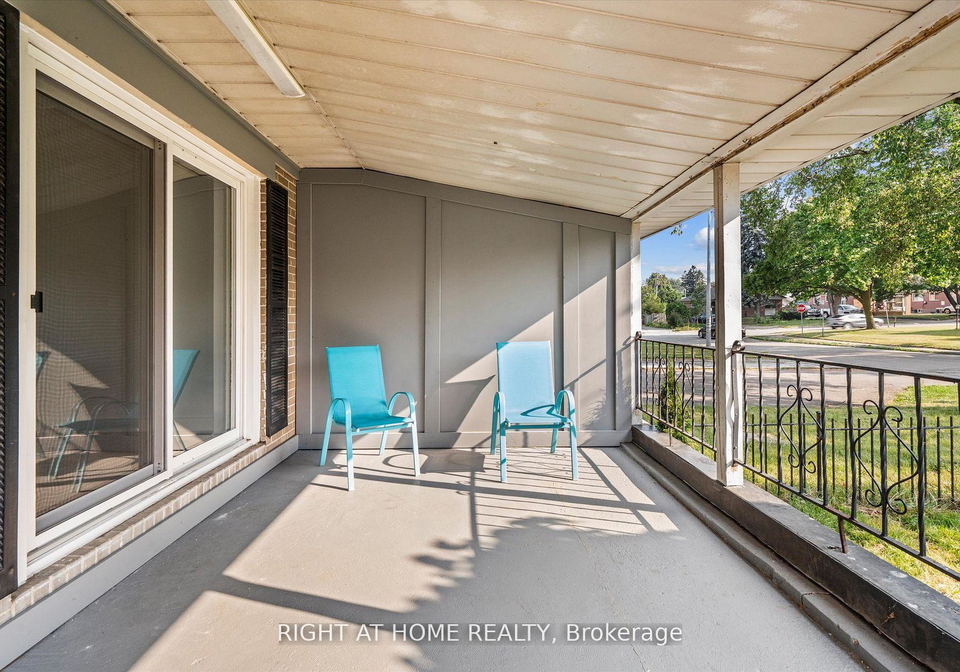 7-tulloch-drive-ajax-ontario-e12428420