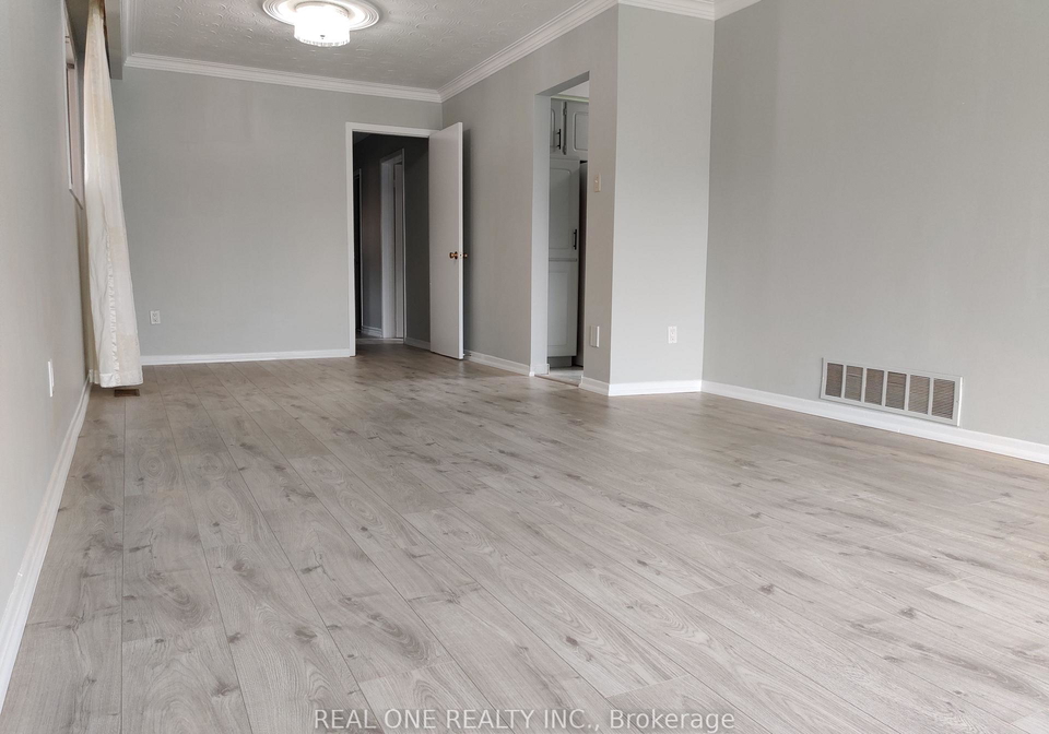 49-corinthian-boulevard-scarborough-ontario-e12428475