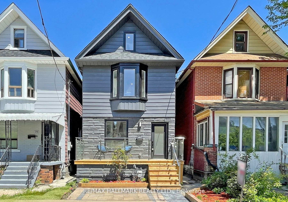 13-ferrier-avenue-east-york-ontario-e12428576