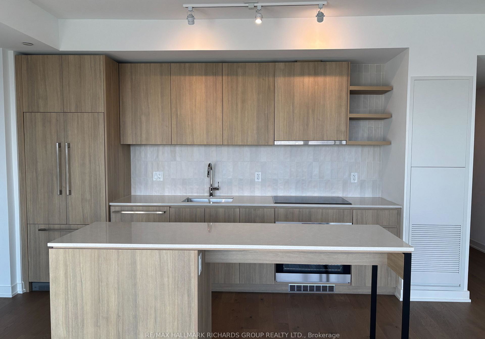1161-kingston-road-scarborough-ontario-e12428594