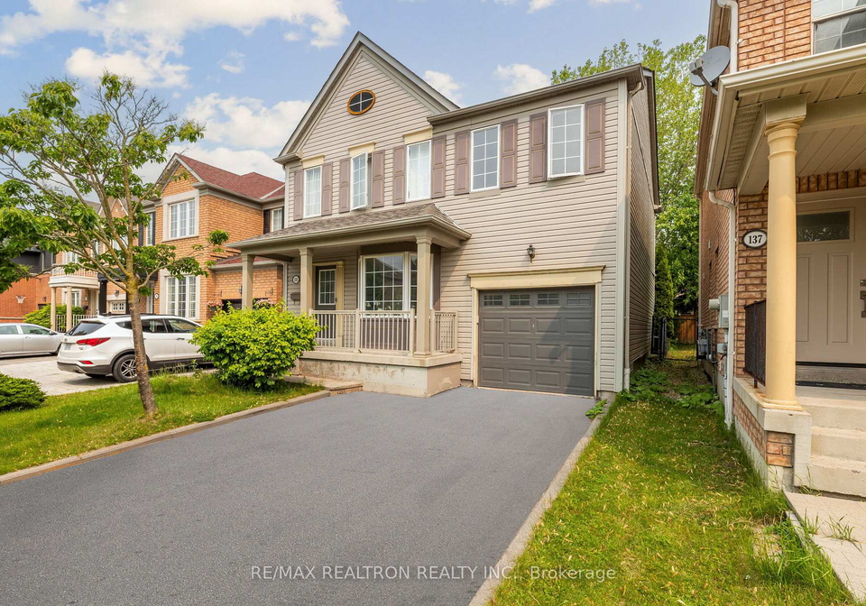 135-mcsweeney-crescent-ajax-ontario-e12428599