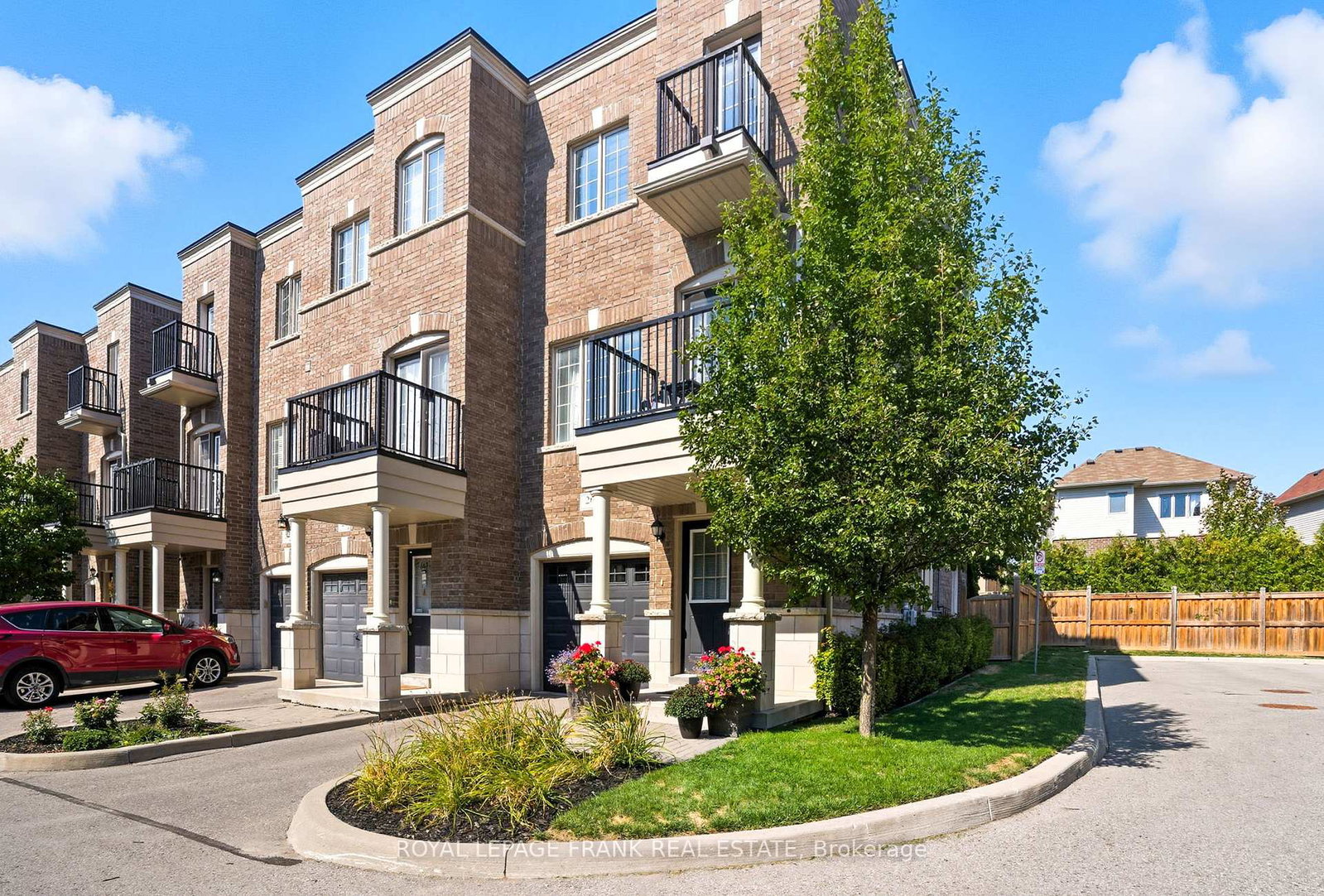 26-ferris-square-clarington-ontario-e12428809