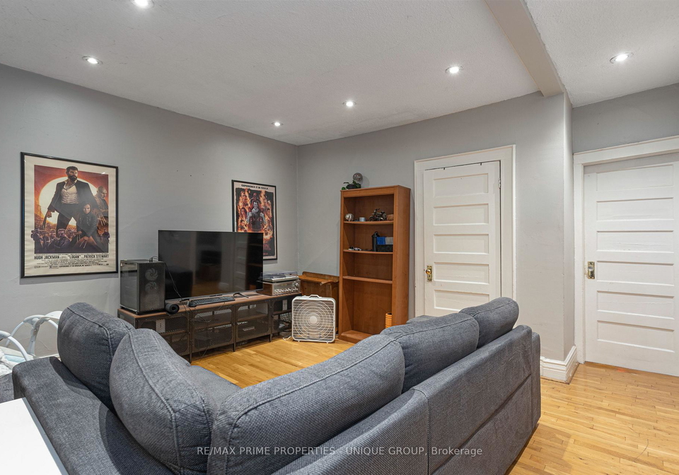 1316-queen-street-e-toronto-ontario-e12428900