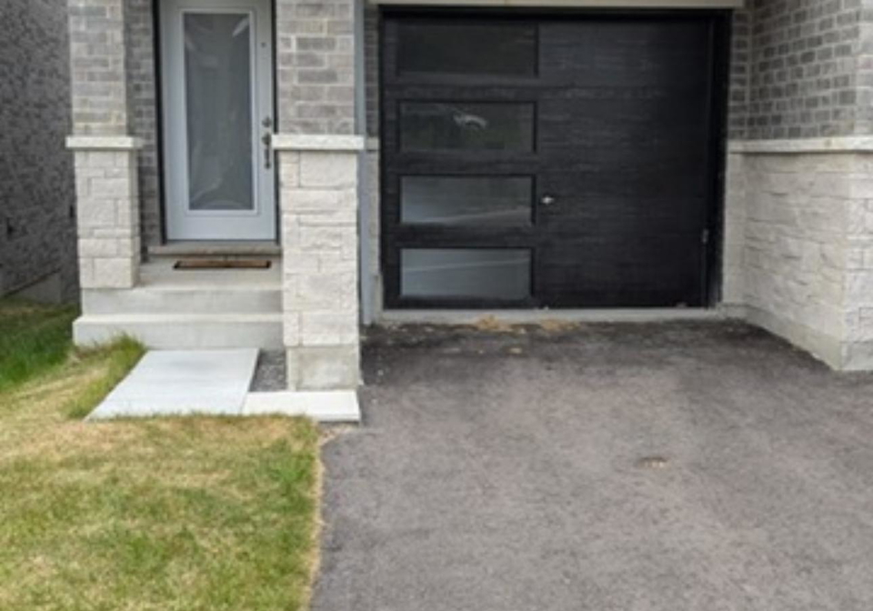 18-gerry-henry-lane-clarington-ontario-e12429680