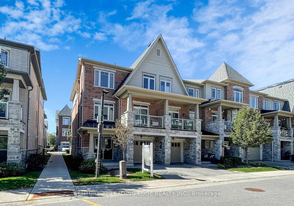 2420-nantucket-chase-pickering-ontario-e12429831