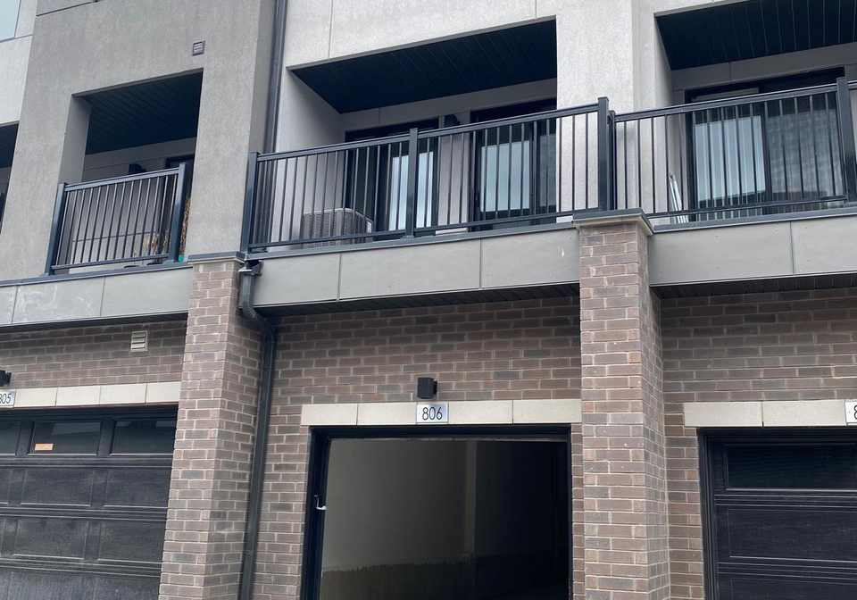1695-dersan-street-pickering-ontario-e12431012