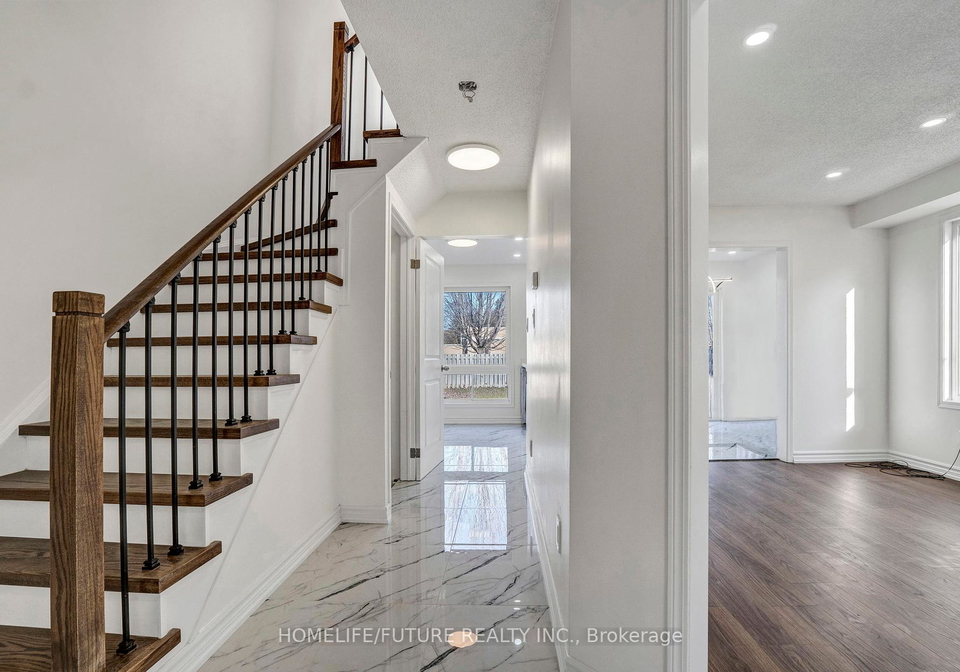 1803-dalhousie-crescent-oshawa-ontario-e12431592