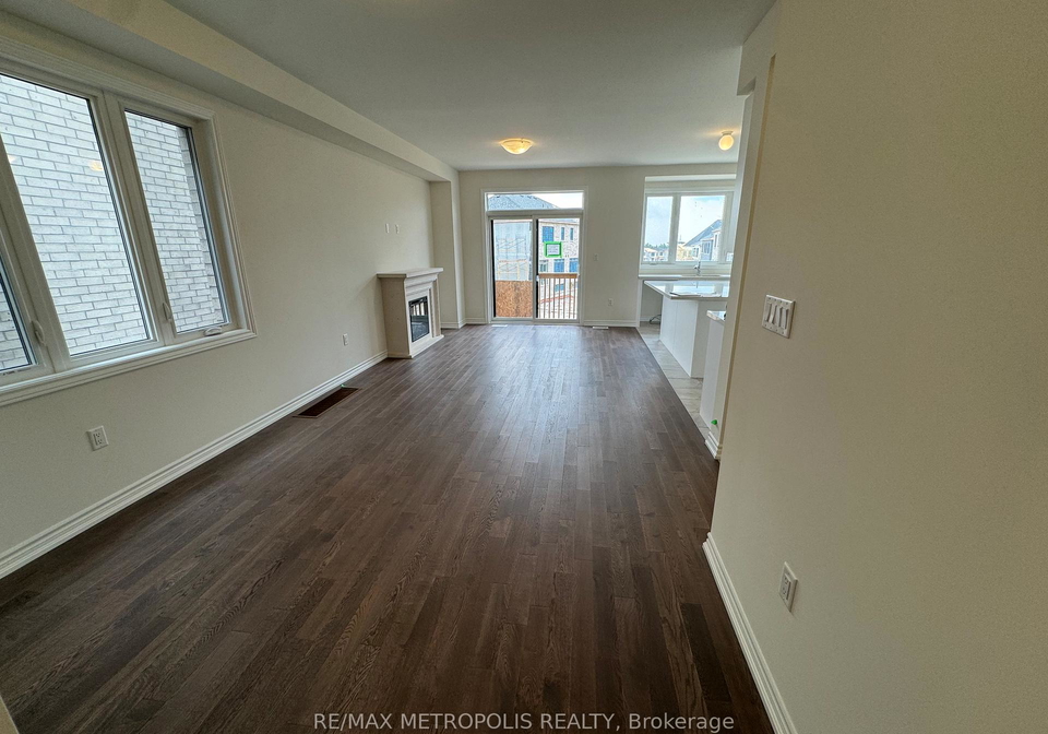 1089-pisces-trail-pickering-ontario-e12432711