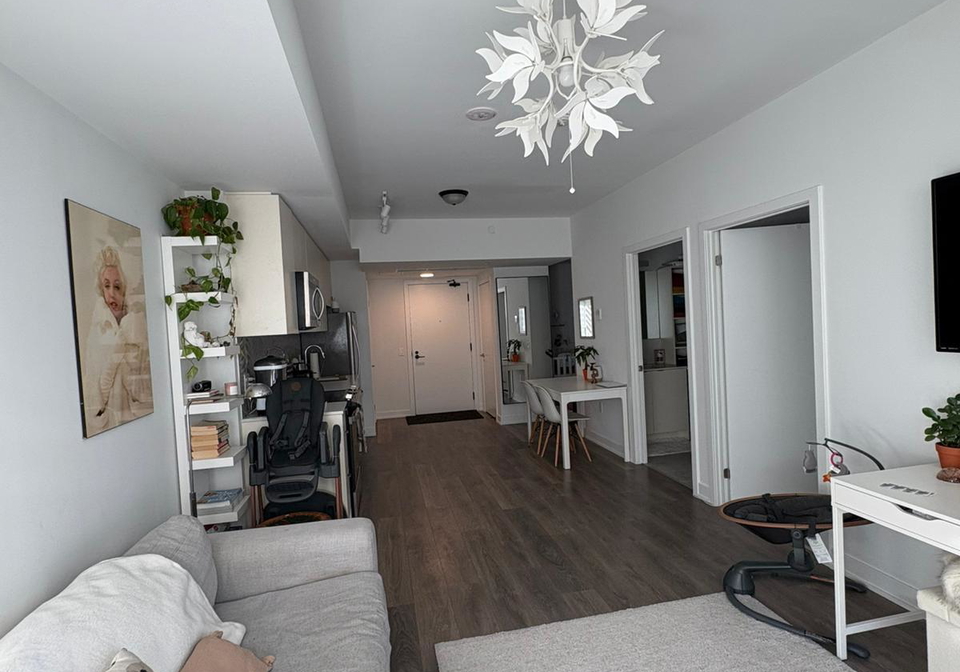 1604-charles-street-whitby-ontario-e12432803