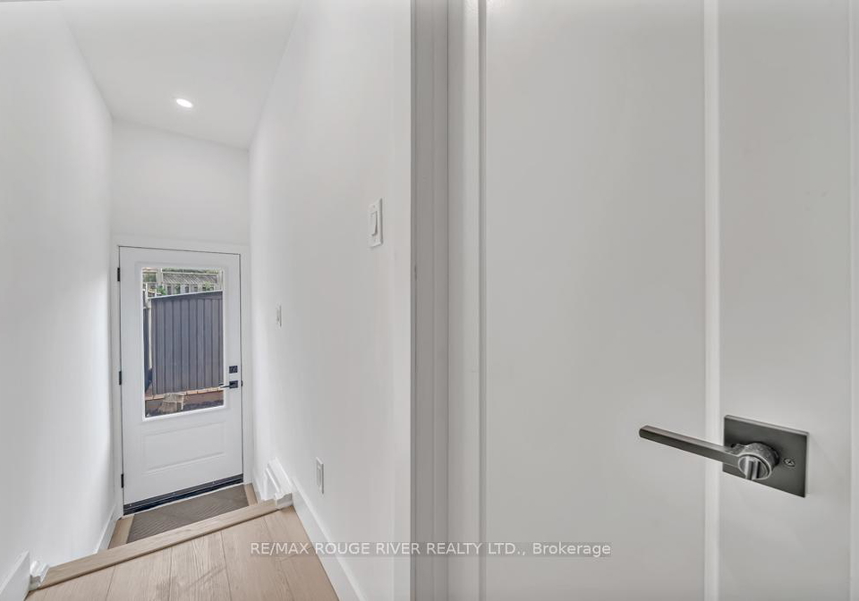 1341-park-road-s-oshawa-ontario-e12433118