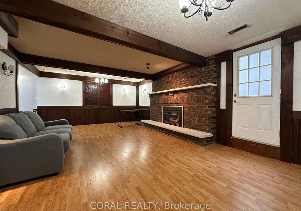 5296-lawrence-avenue-e-scarborough-ontario-e12433822