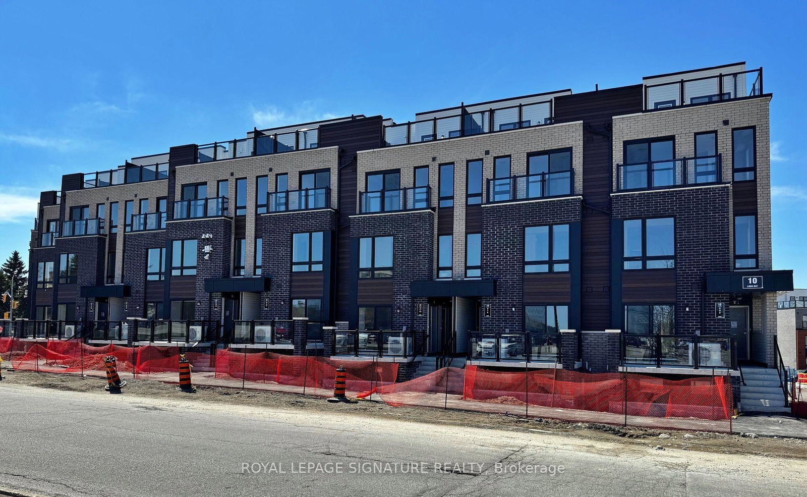 10-liben-way-scarborough-ontario-e12433927