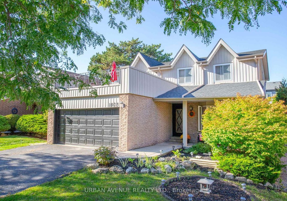 1903-new-street-pickering-ontario-e12434442