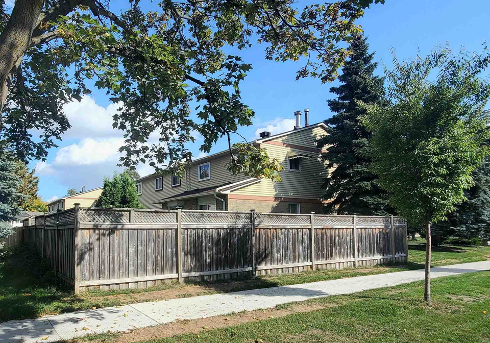 17-truro-crescent-scarborough-ontario-e12435170
