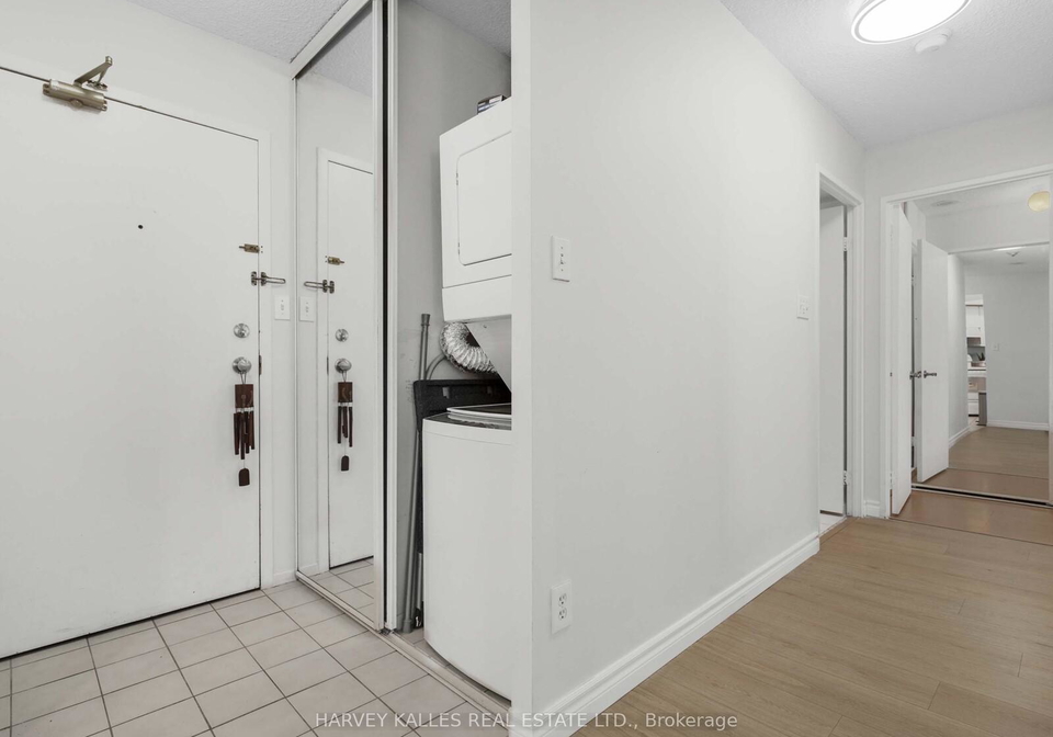 2550-lawrence-avenue-e-scarborough-ontario-e12435584