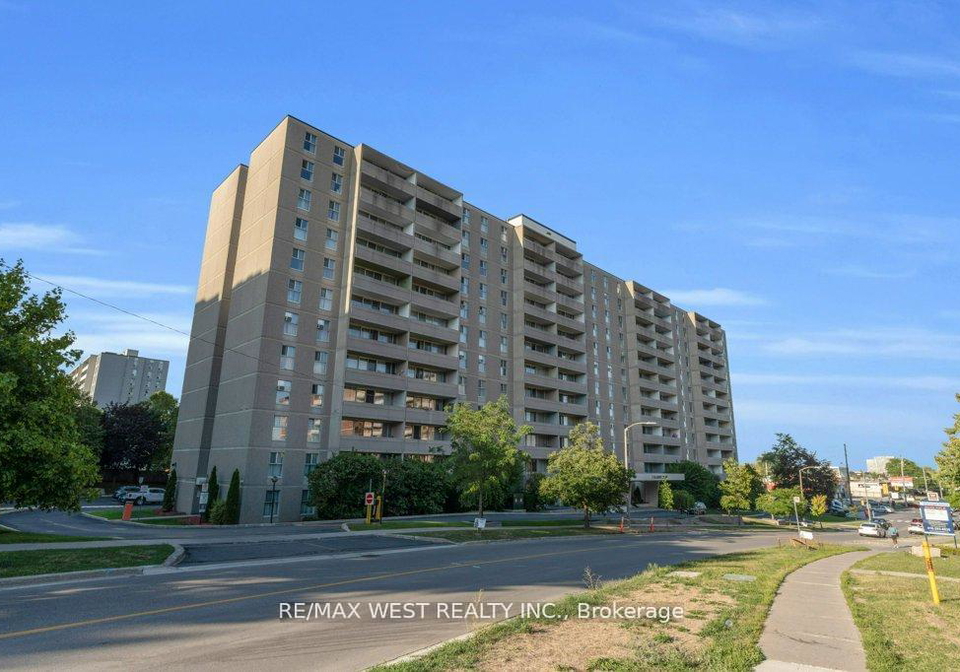 2-glamorgan-avenue-scarborough-ontario-e12435688