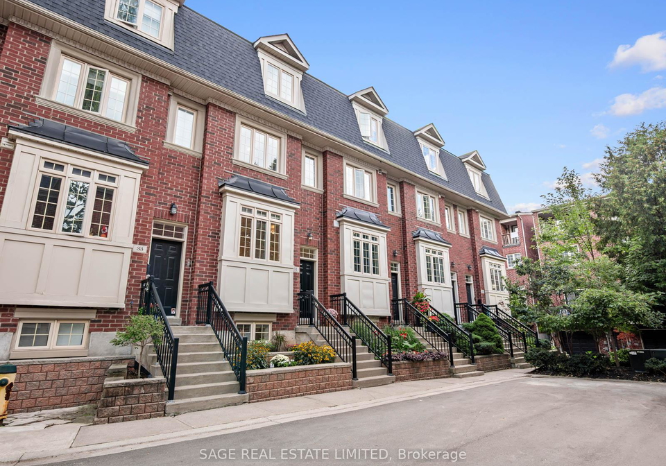 31-tompkins-mews-toronto-ontario-e12435800