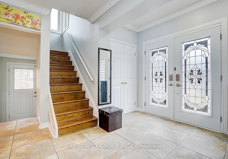 6-larwood-boulevard-scarborough-ontario-e12436456