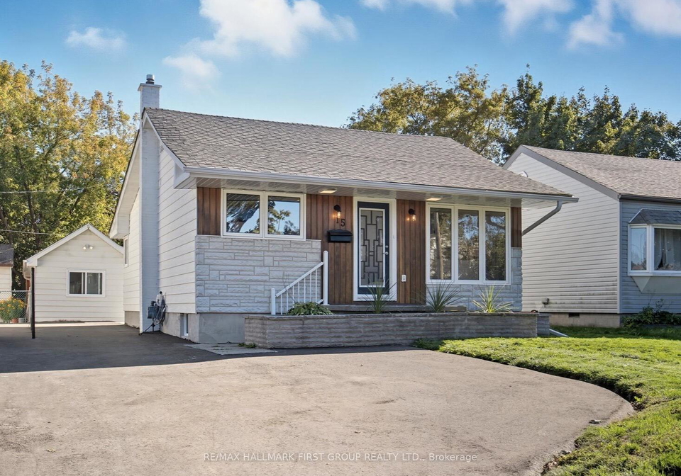 15-pine-street-ajax-ontario-e12436696