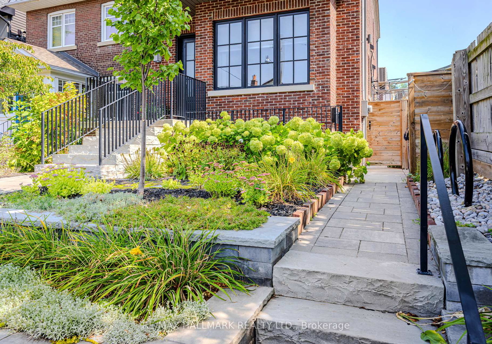 81-gough-avenue-east-york-ontario-e12436733