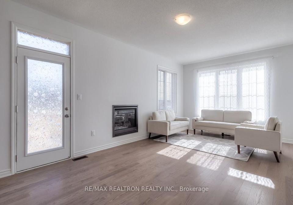 3067-mulberry-lane-pickering-ontario-e12437205