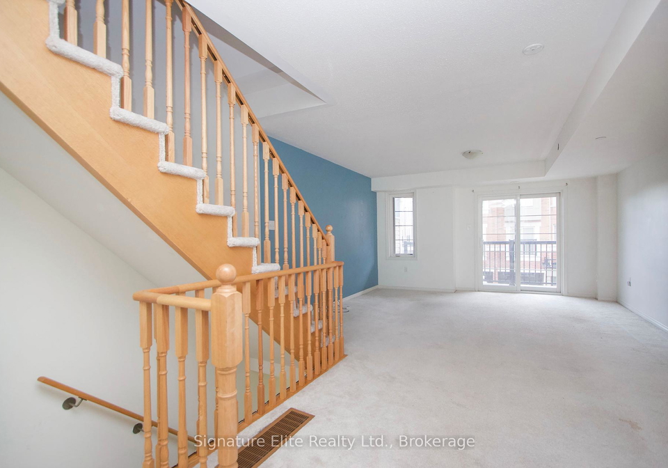 2398-chevron-prince-path-oshawa-ontario-e12437342