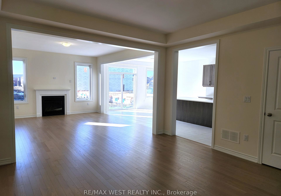5-fire-king-drive-whitby-ontario-e12437631