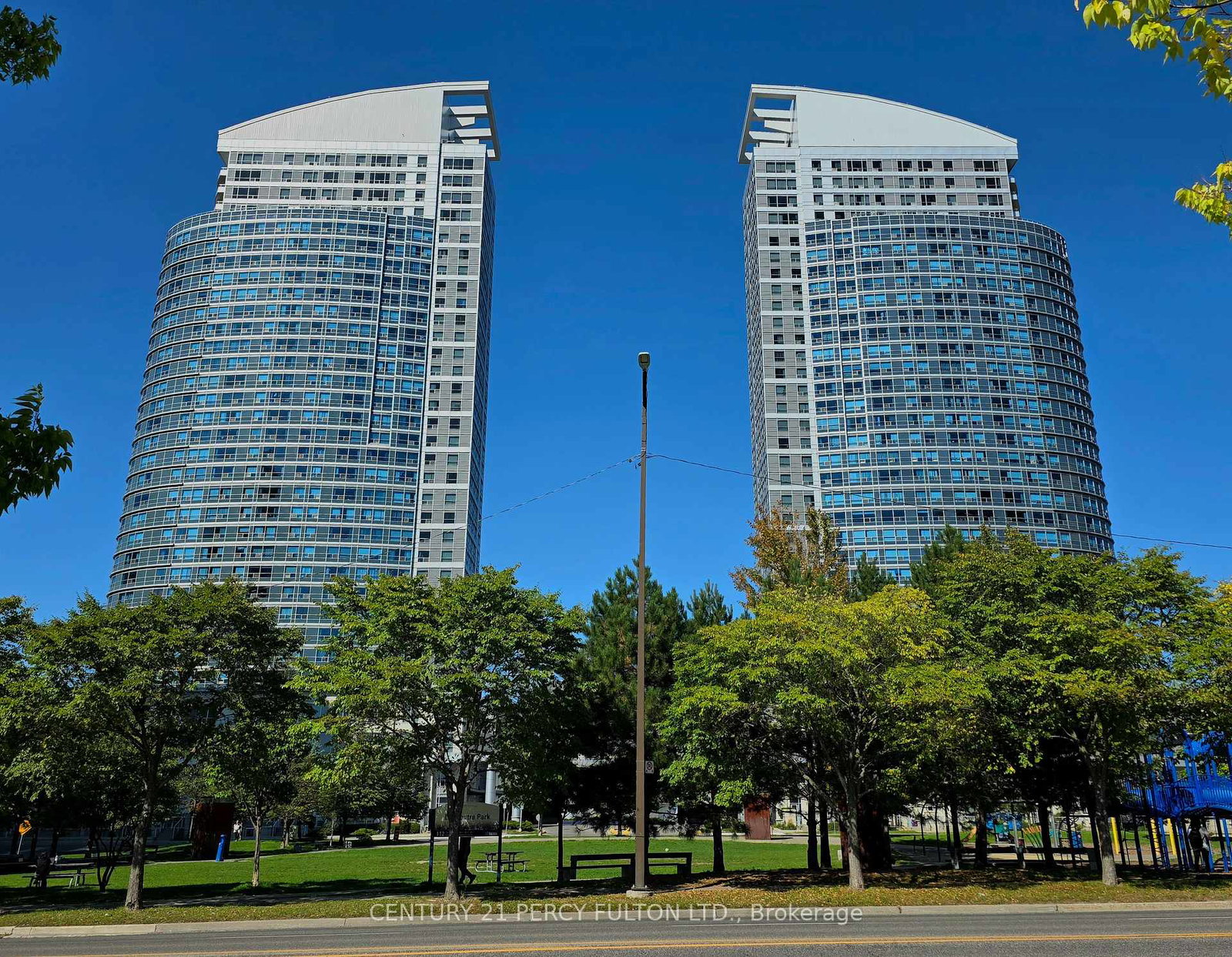 38-lee-centre-drive-scarborough-ontario-e12437688