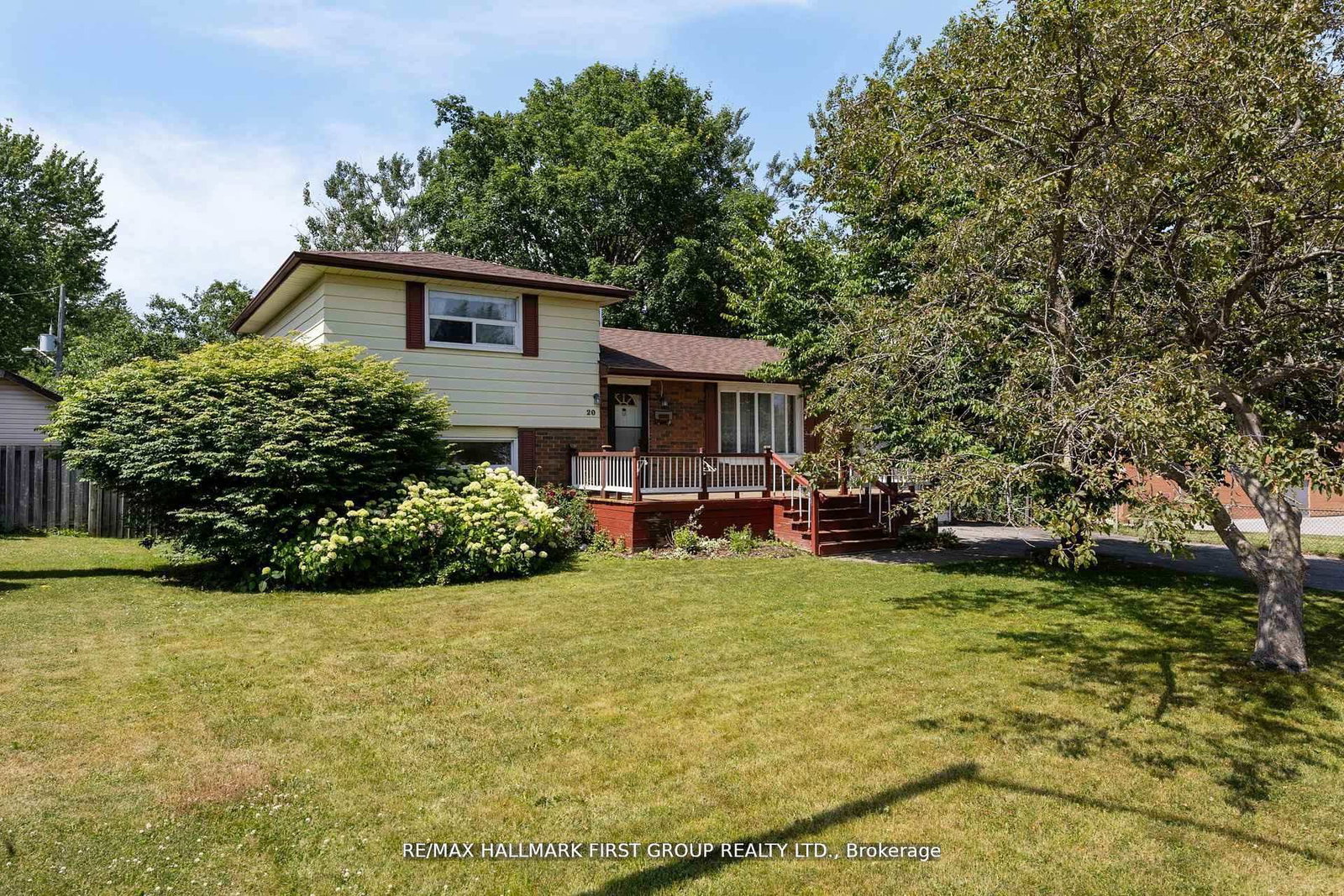 20-lambard-crescent-ajax-ontario-e12437765