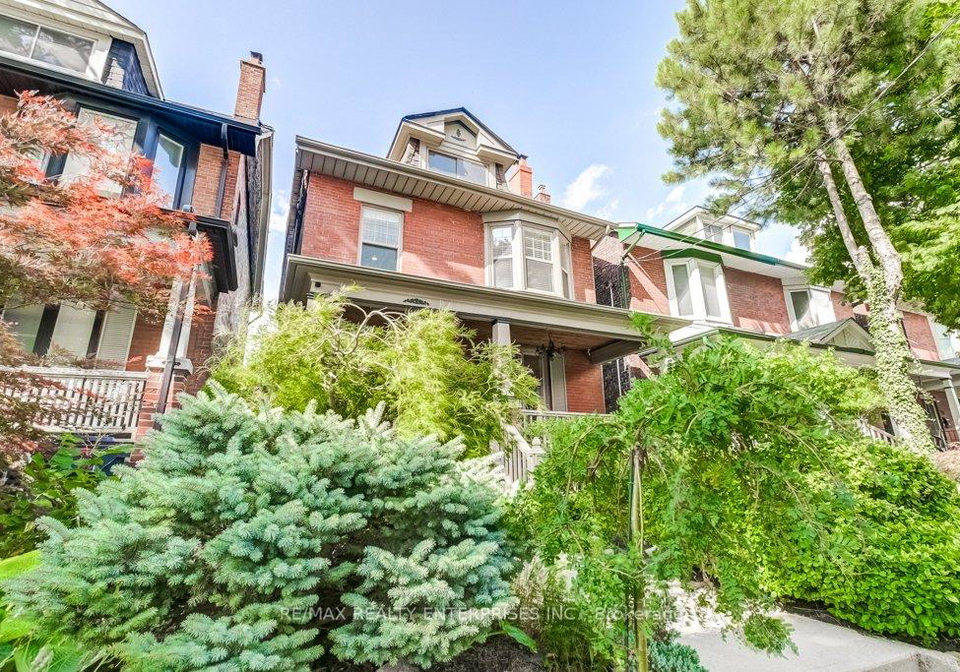 8-wolfrey-avenue-toronto-ontario-e12437986