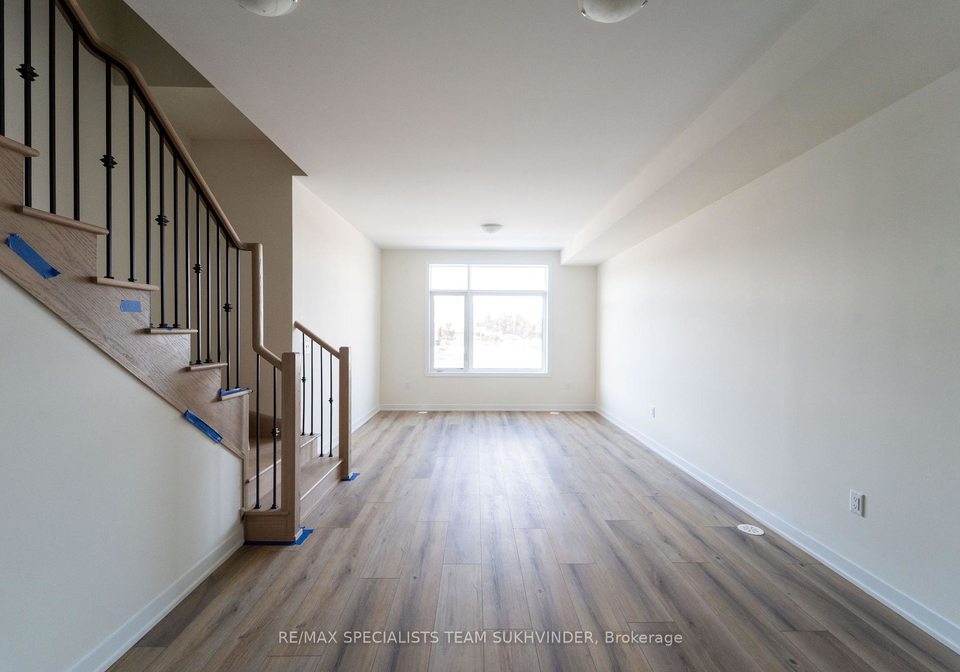 1695-dersan-street-pickering-ontario-e12438665