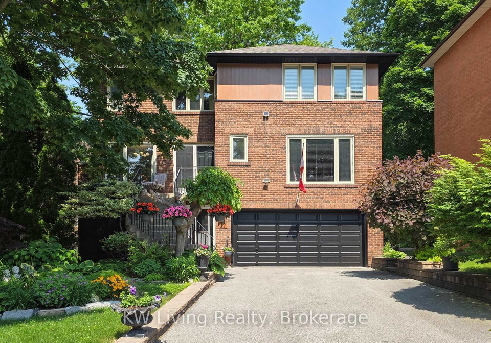 17-woodvale-crescent-east-york-ontario-e12438684
