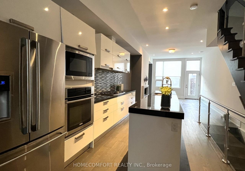 82-boulton-avenue-toronto-ontario-e12438973