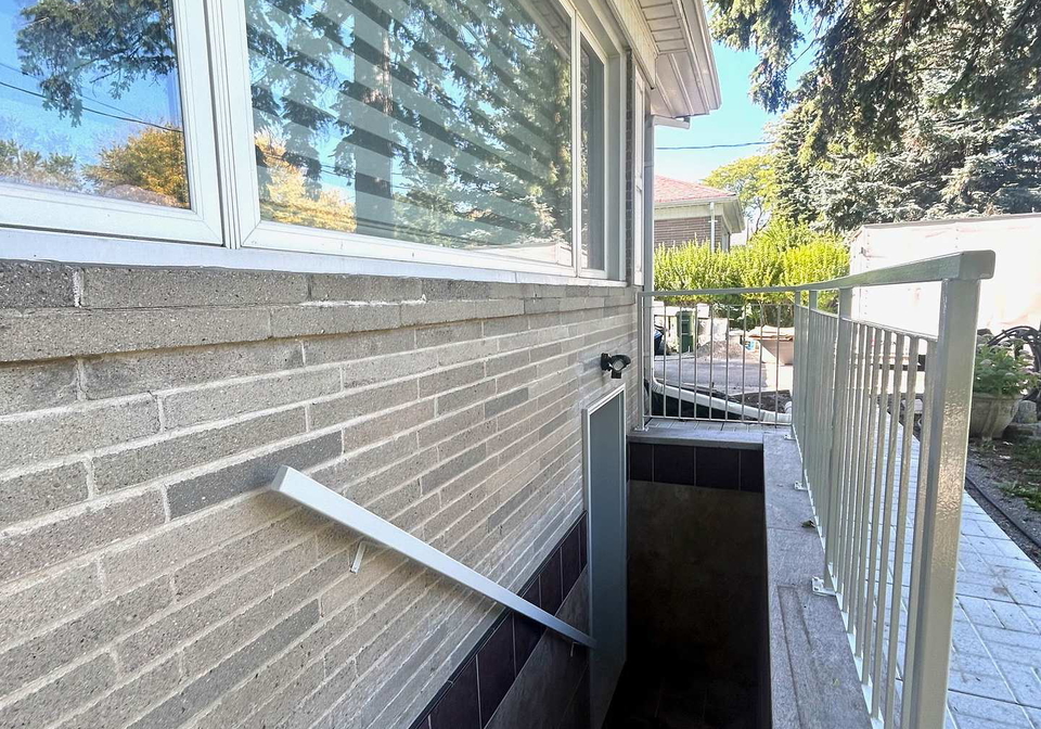 27-frances-crescent-scarborough-ontario-e12439210