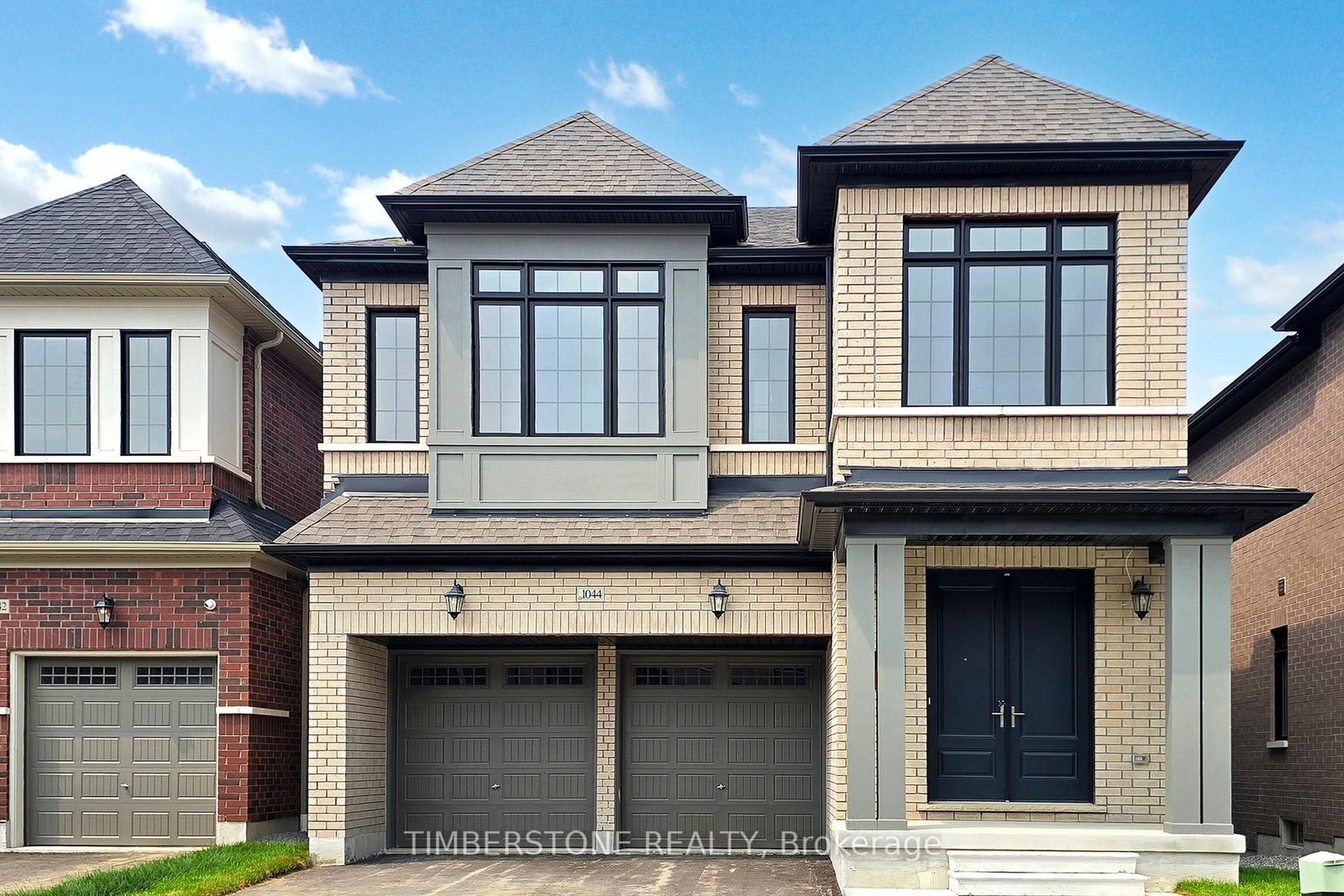 1044-pisces-trail-pickering-ontario-e12439225