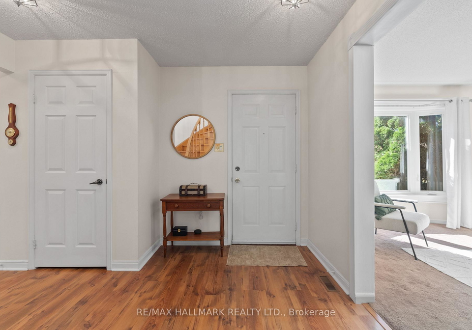 15-emcarr-drive-scarborough-ontario-e12439297