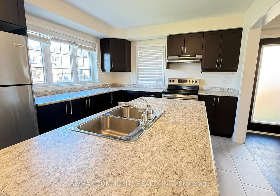 46-kilmarnock-crescent-whitby-ontario-e12439456