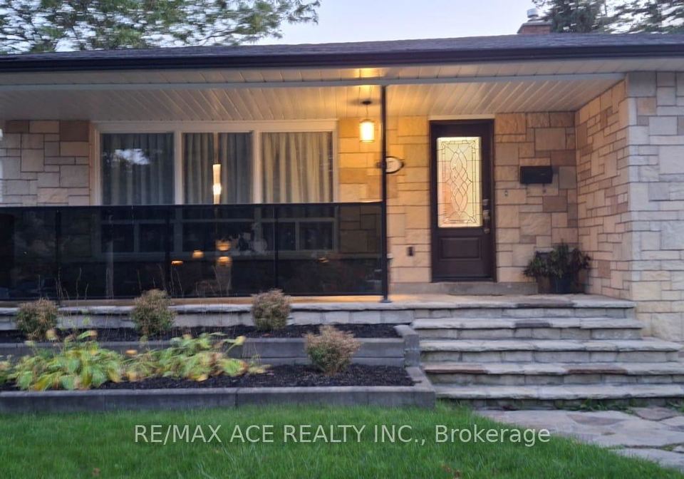 17-janellan-terrace-scarborough-ontario-e12439991