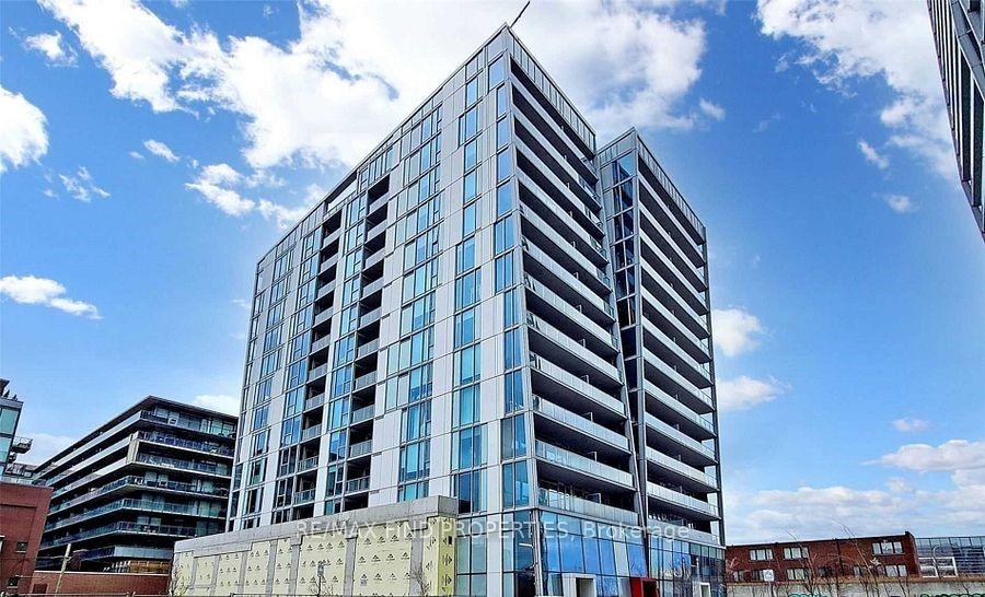25-baseball-place-toronto-ontario-e12440655