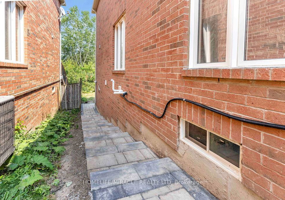 1811-esterbrooke-drive-oshawa-ontario-e12440977