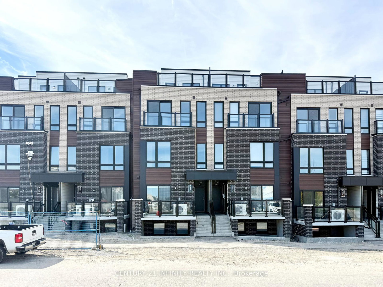 10-liben-way-scarborough-ontario-e12441561