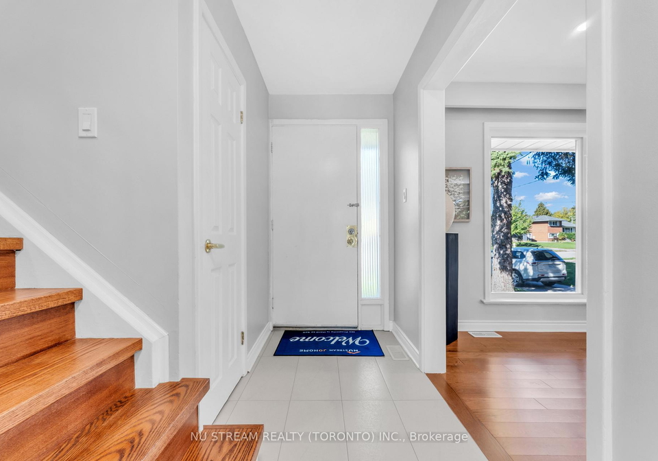 35-shrewsbury-square-scarborough-ontario-e12441713