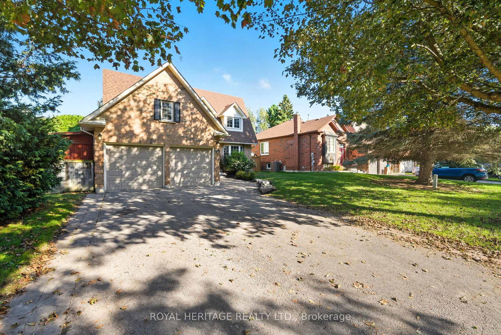 30-chatsworth-crescent-whitby-ontario-e12441987
